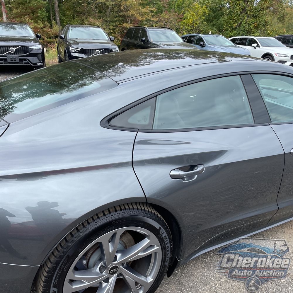 2023 Audi e-tron GT Premium Plus