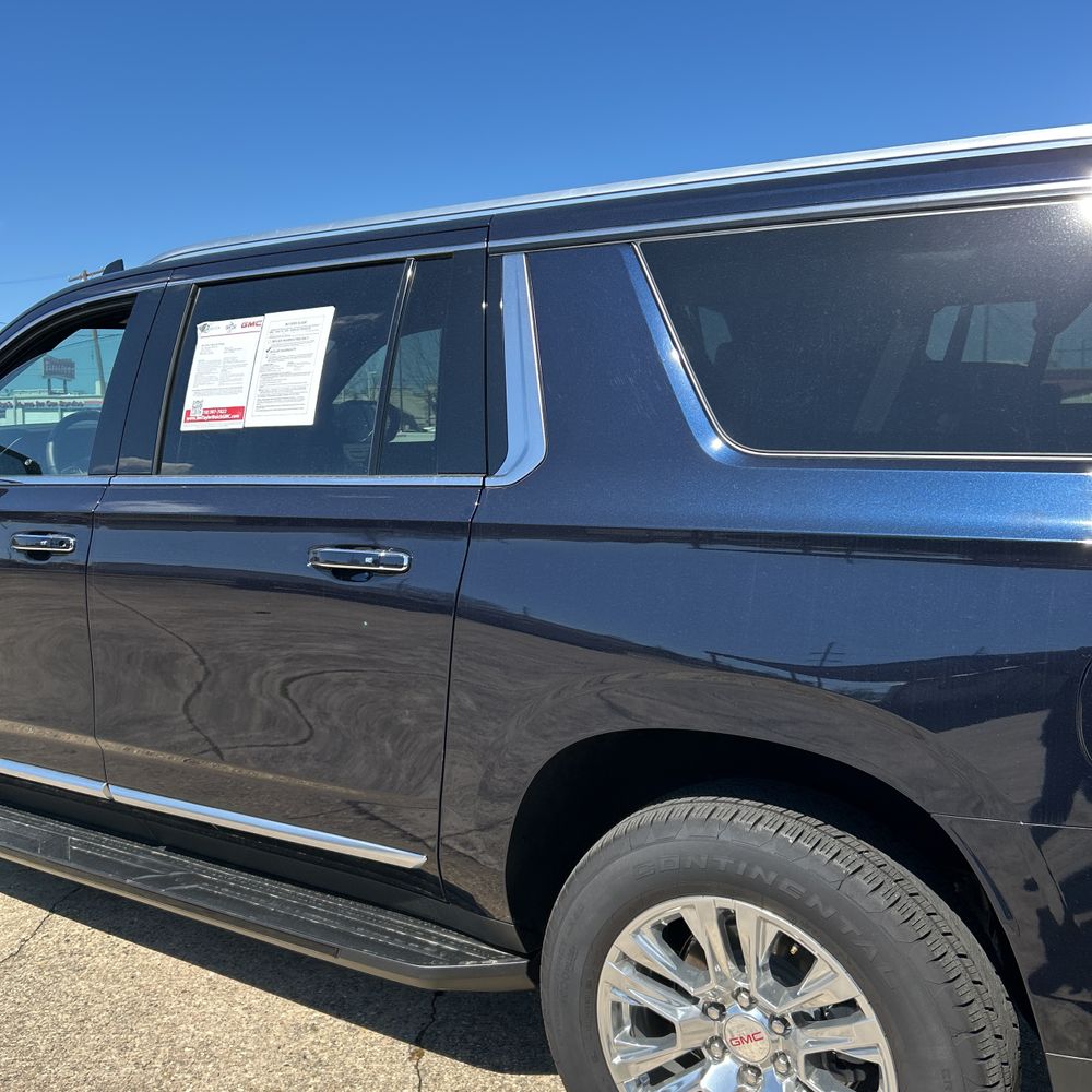 2024 GMC Yukon XL Denali