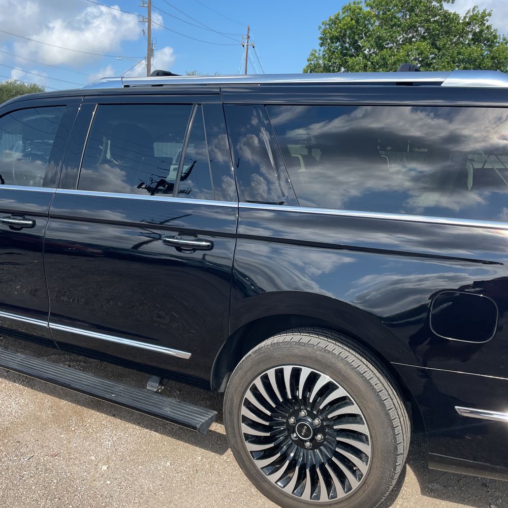 2020 Lincoln Navigator L Black Label