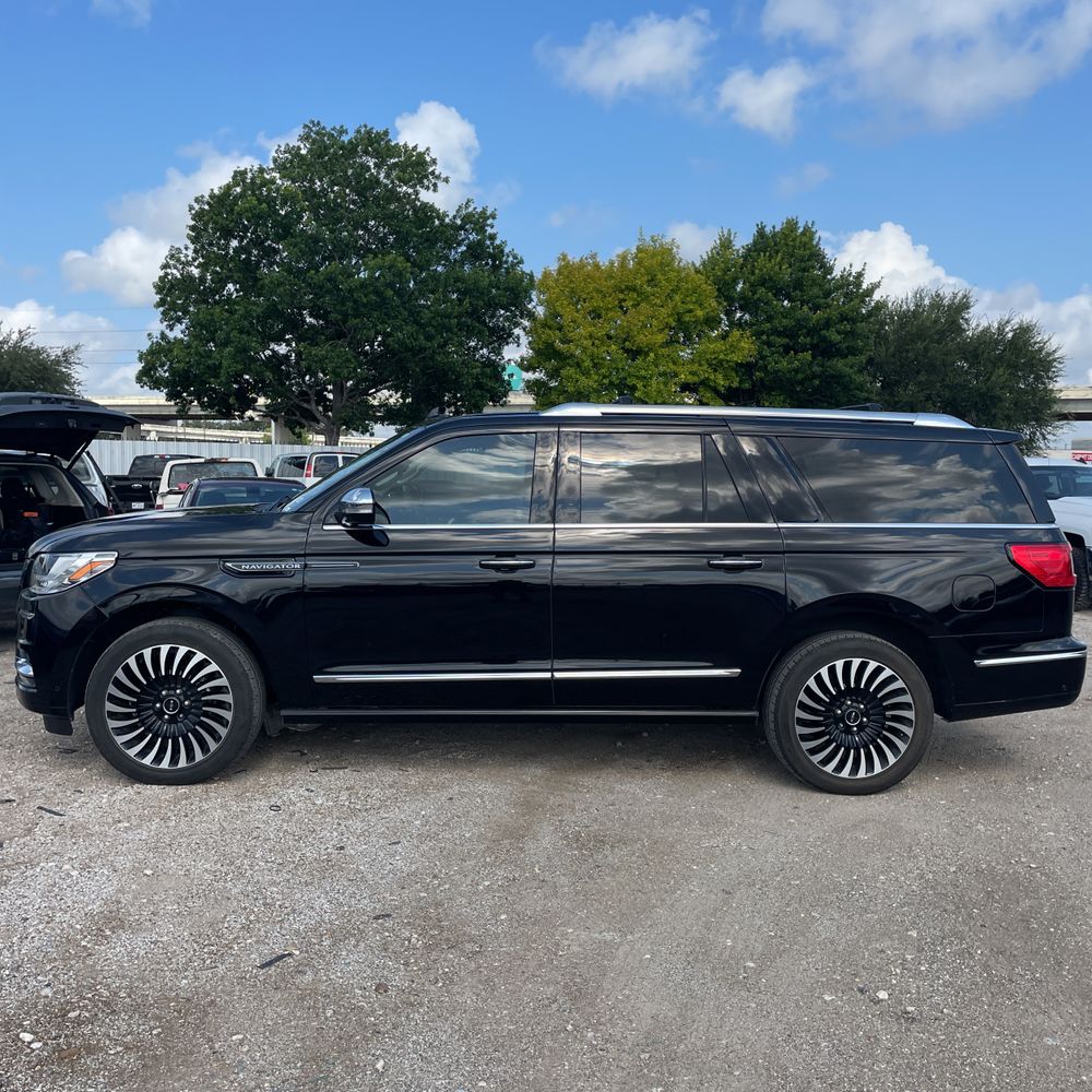 2020 Lincoln Navigator L Black Label