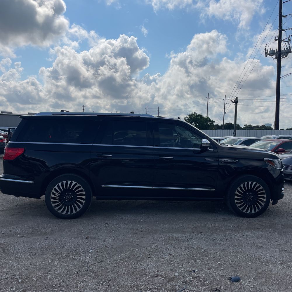 2020 Lincoln Navigator L Black Label