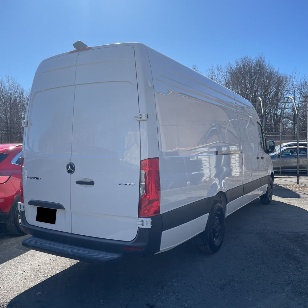2024 Mercedes-Benz Sprinter 2500