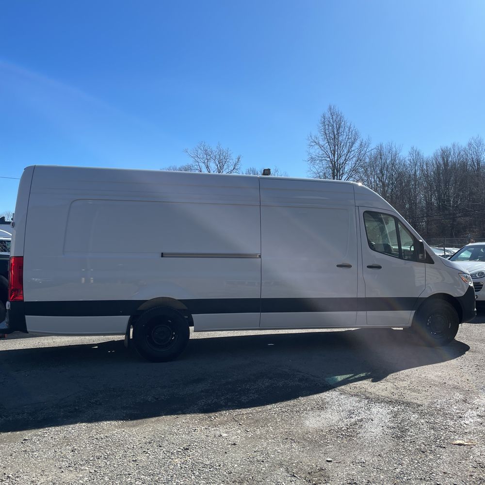 2024 Mercedes-Benz Sprinter 2500