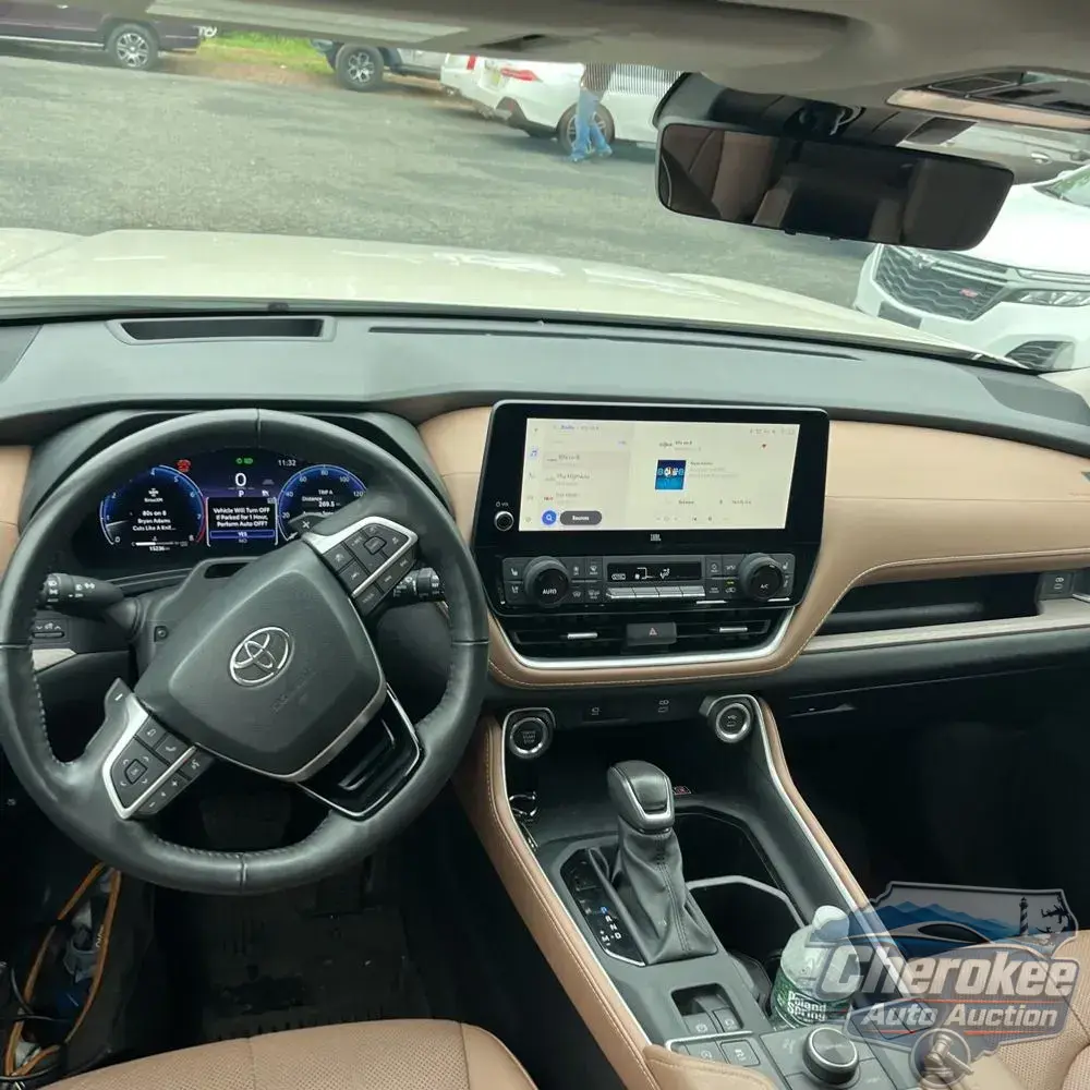 2024 Toyota Grand Highlander Platinum