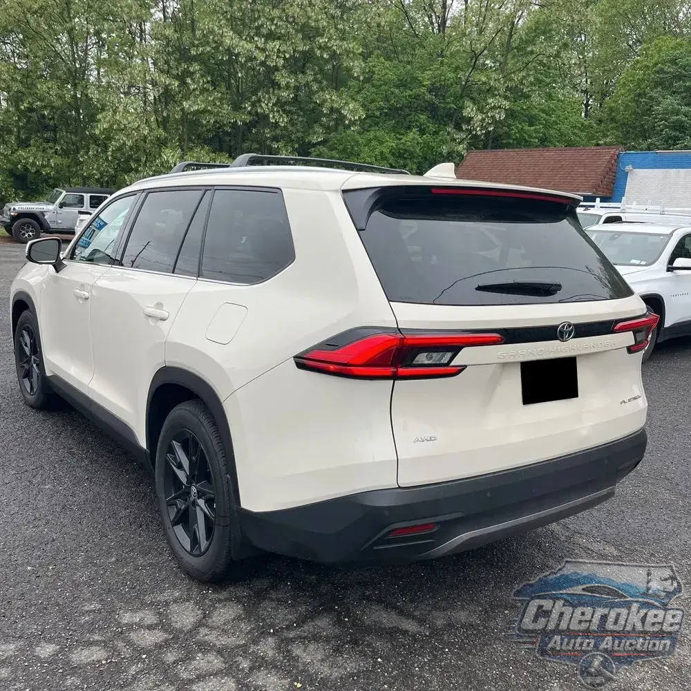 2024 Toyota Grand Highlander Platinum