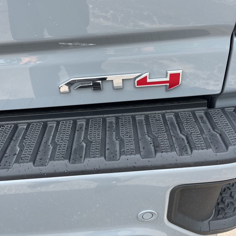 2025 GMC Sierra 2500HD AT4