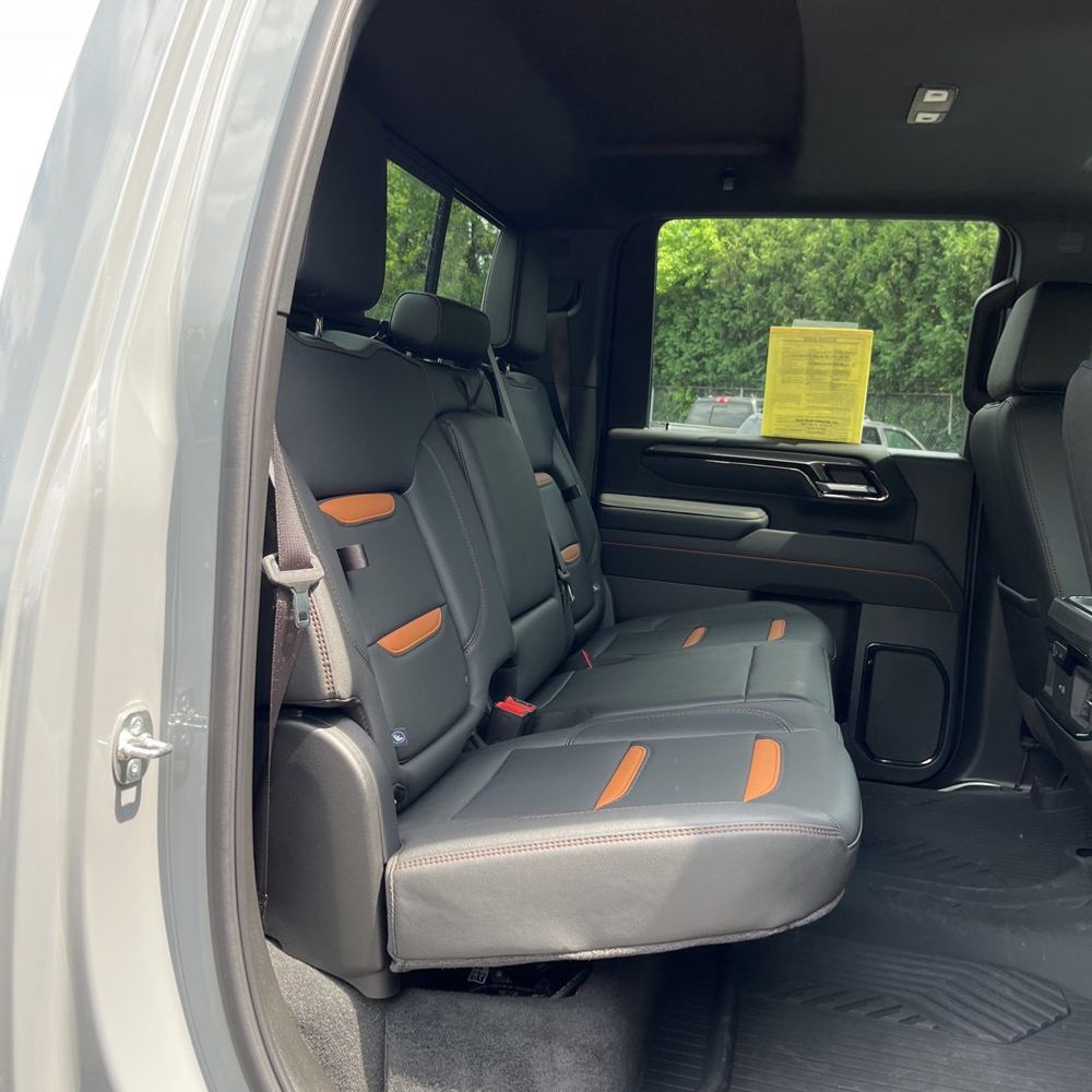 2025 GMC Sierra 2500HD AT4