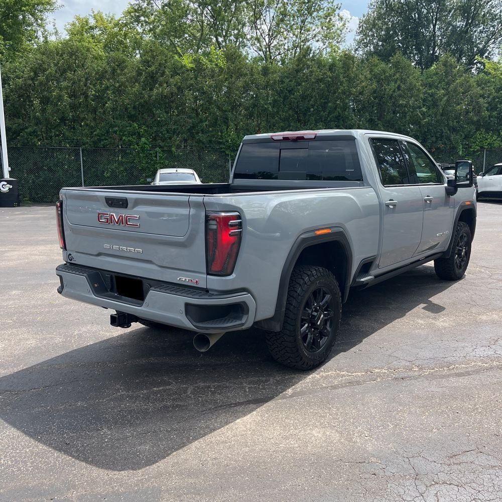 2025 GMC Sierra 2500HD AT4