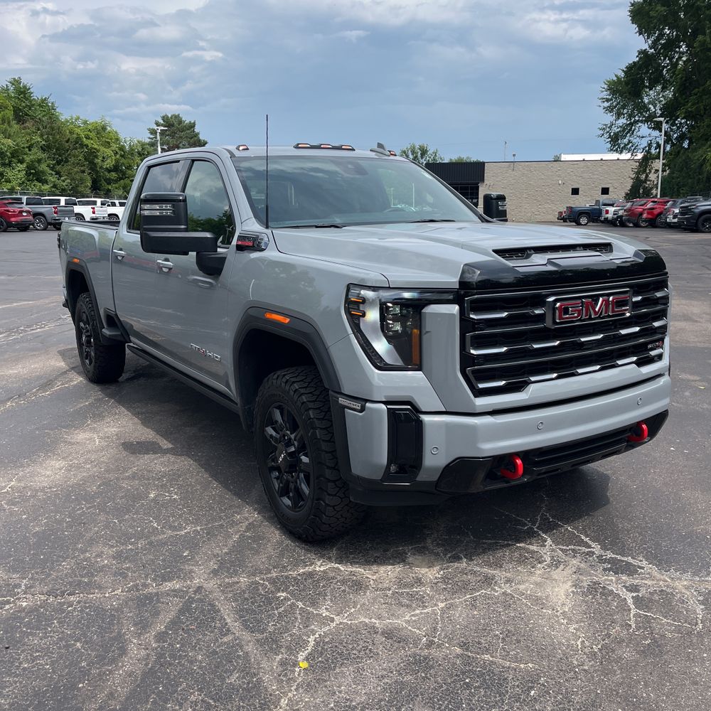 2025 GMC Sierra 2500HD AT4