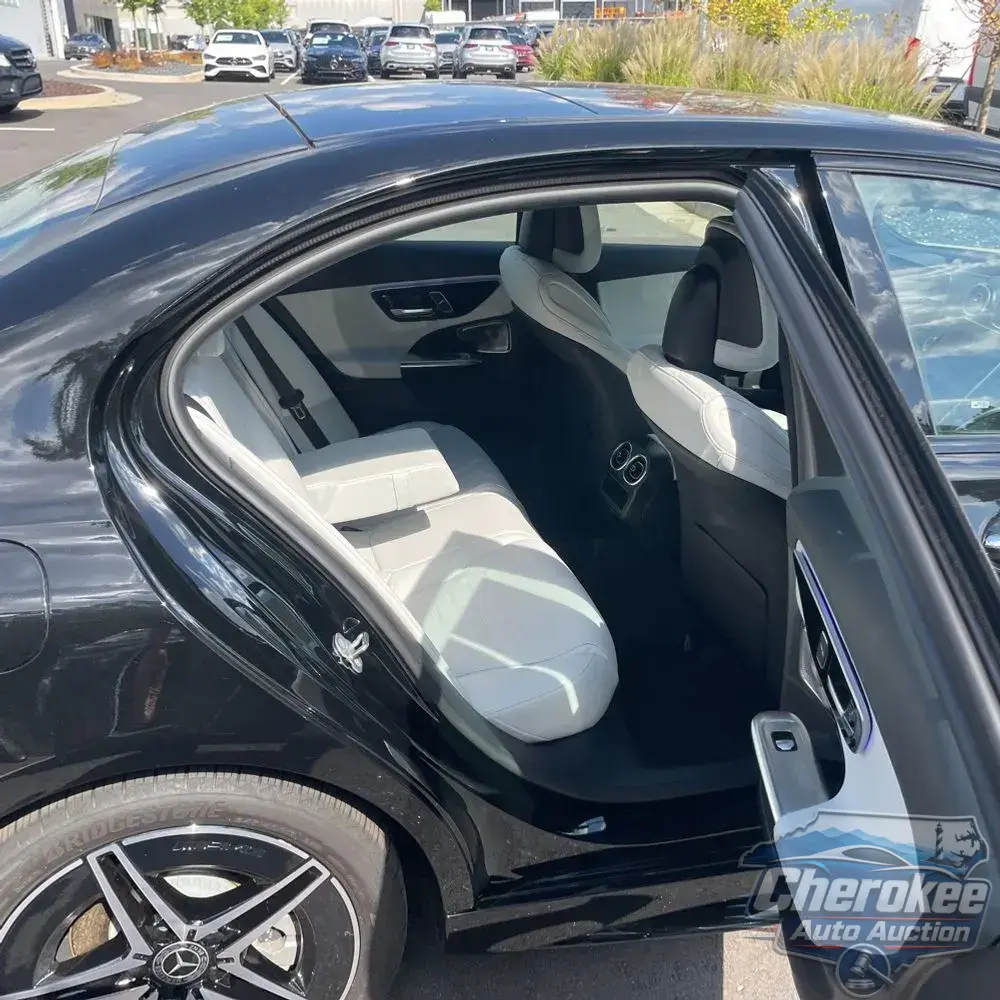 2024 Mercedes-Benz C-Class C 300