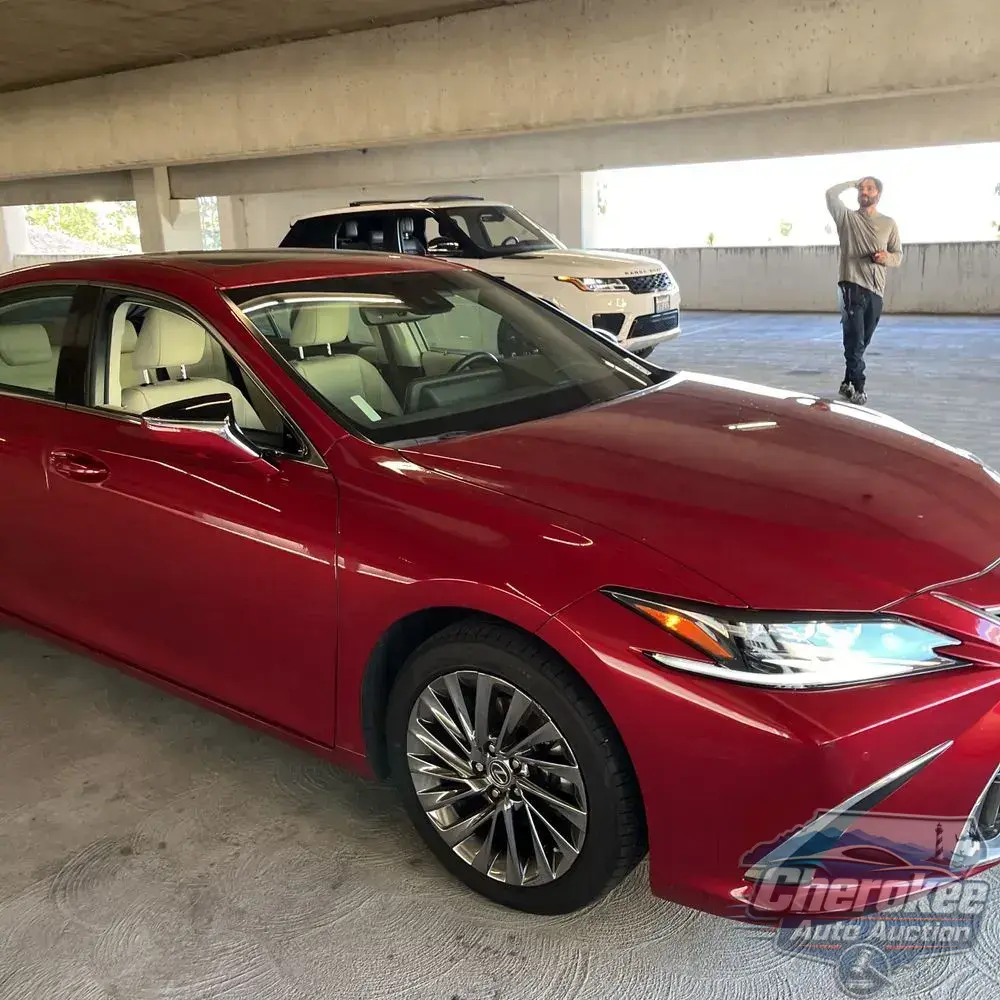 2024 Lexus ES 300h Luxury