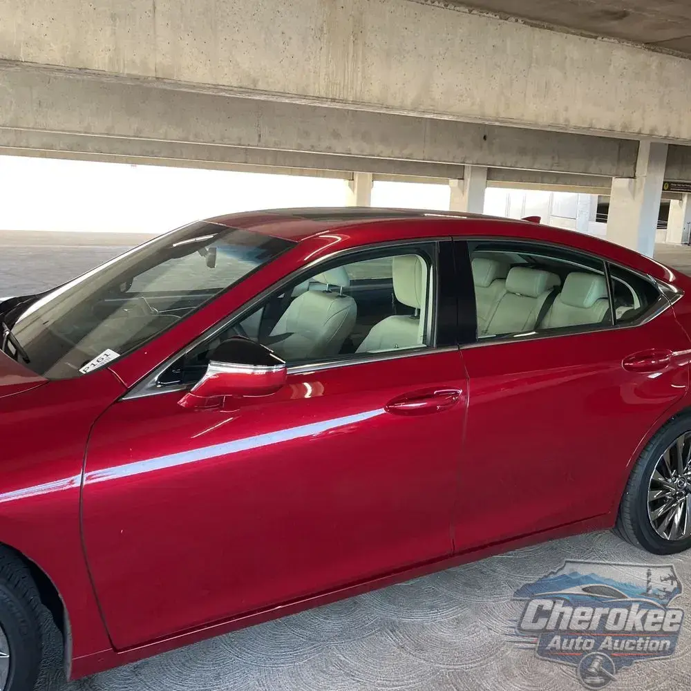 2024 Lexus ES 300h Luxury