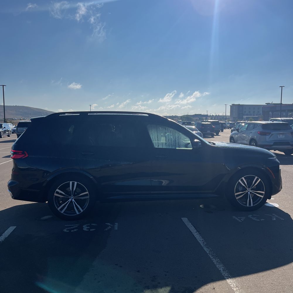 2024 BMW X7 XDrive40i