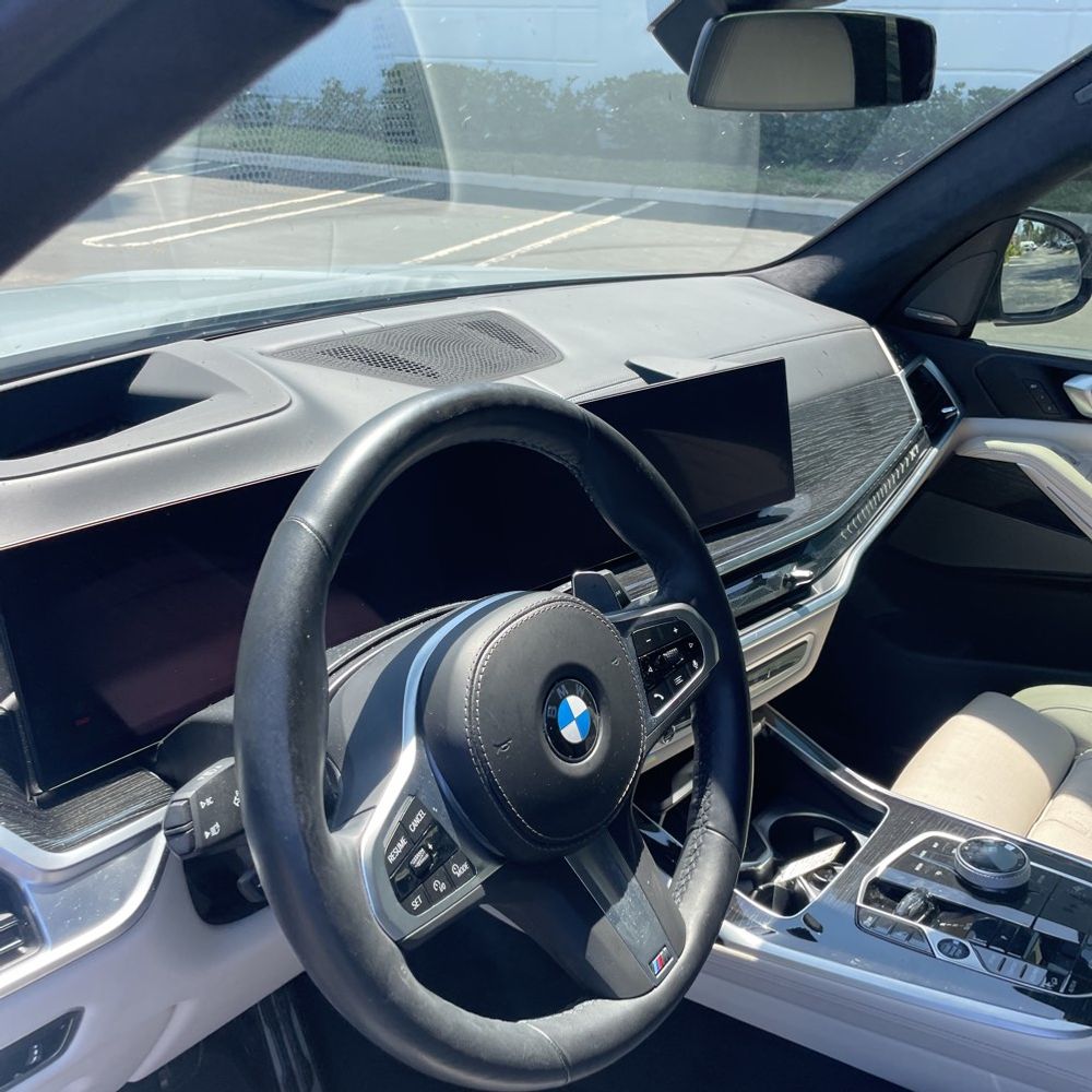 2023 BMW X7 XDrive40i