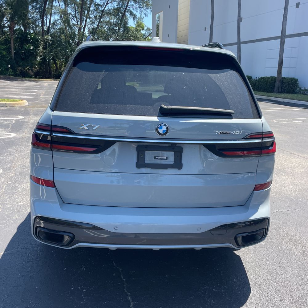 2023 BMW X7 XDrive40i