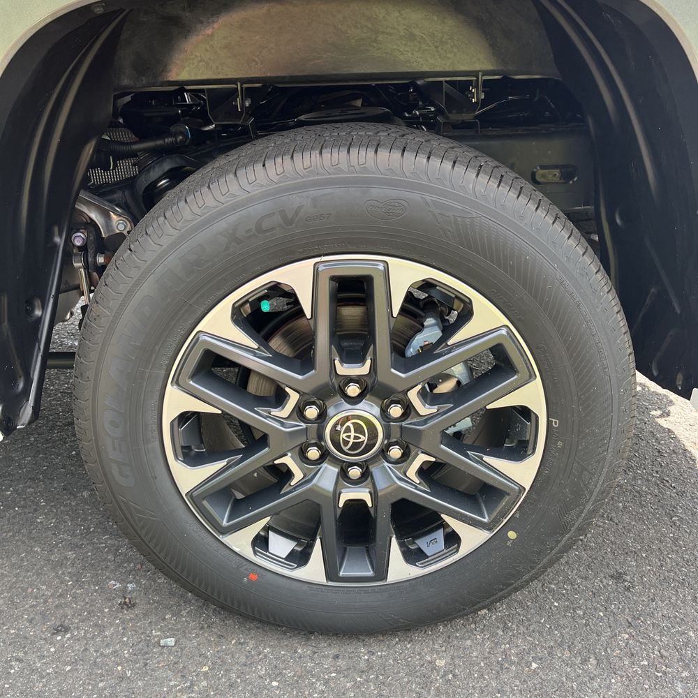 2024 Toyota Tundra Limited HV