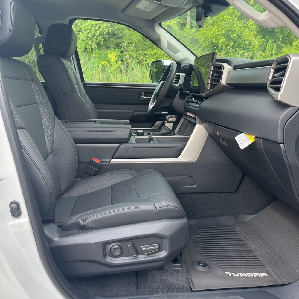 2024 Toyota Tundra Limited HV