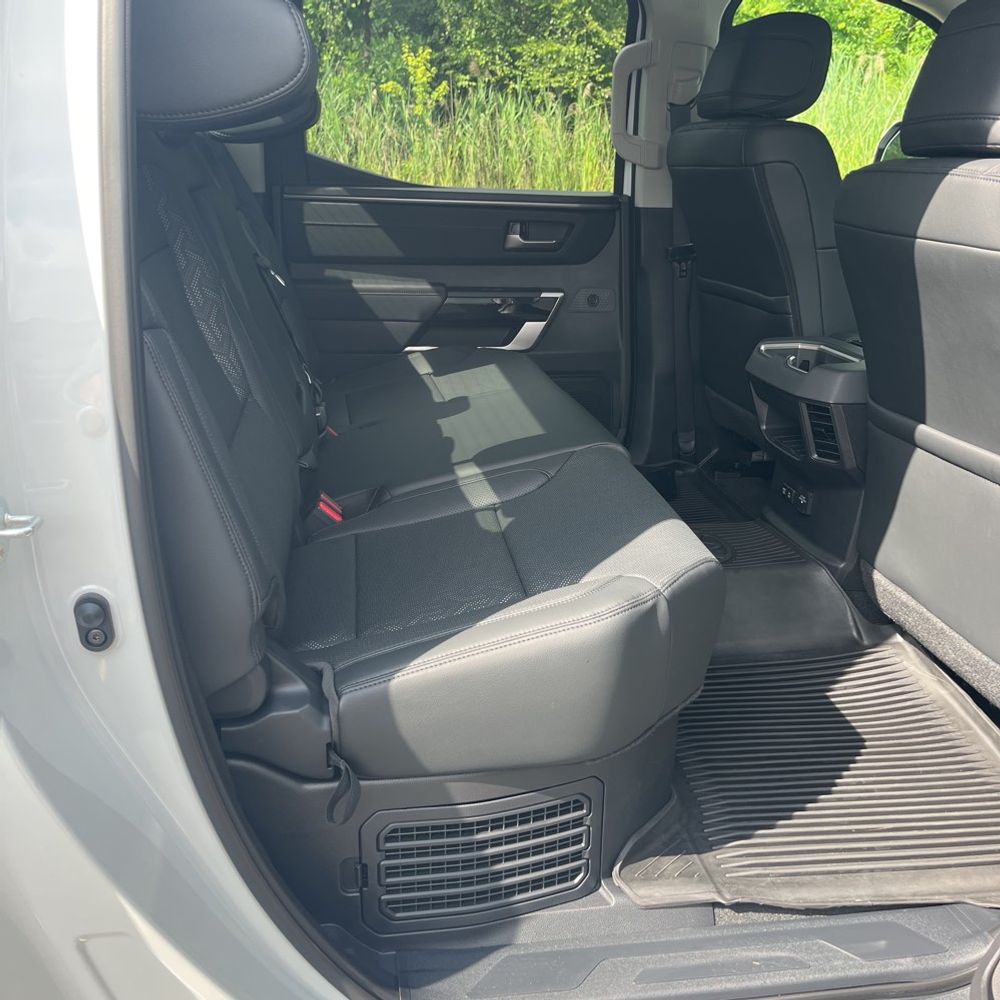 2024 Toyota Tundra Limited HV