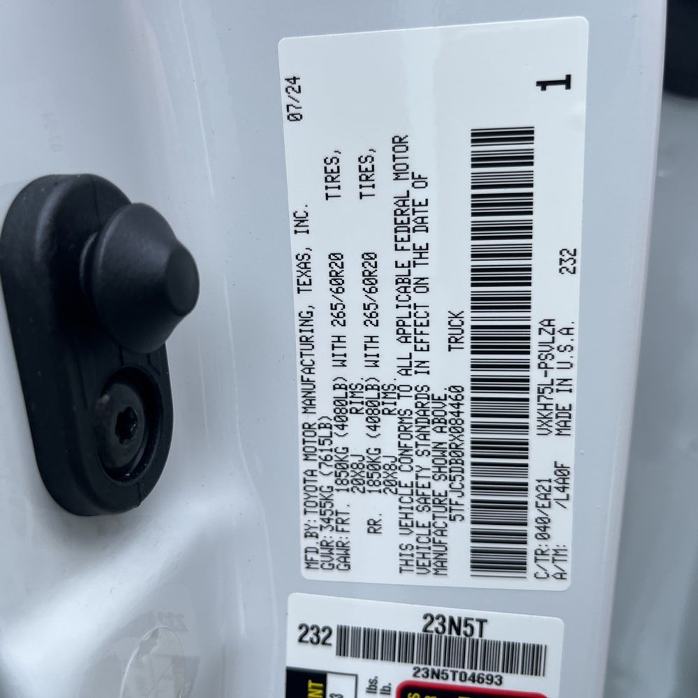 2024 Toyota Tundra Limited HV