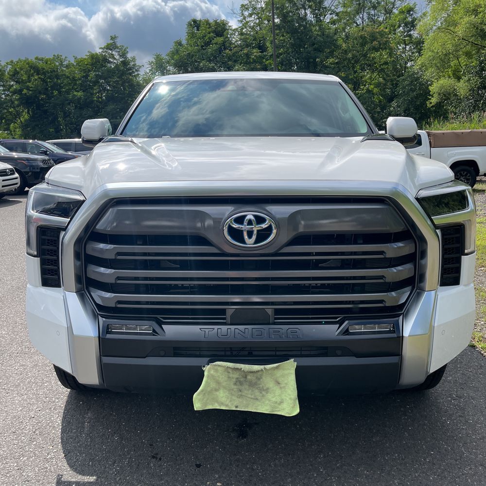 2024 Toyota Tundra Limited HV