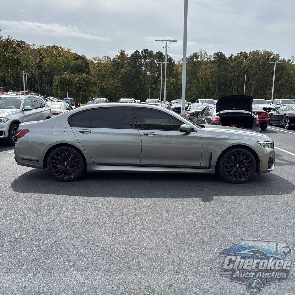 2022 BMW 7-Series 750xi