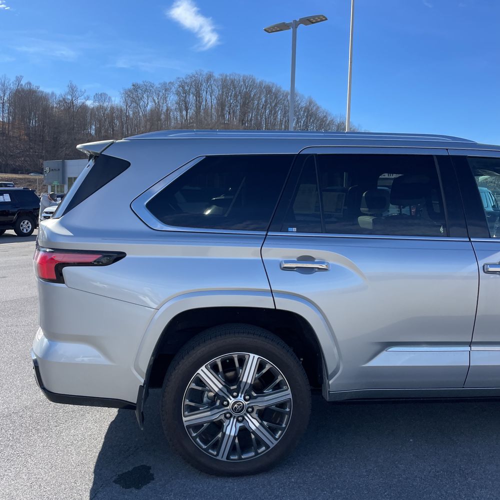 2023 Toyota Sequoia Capstone