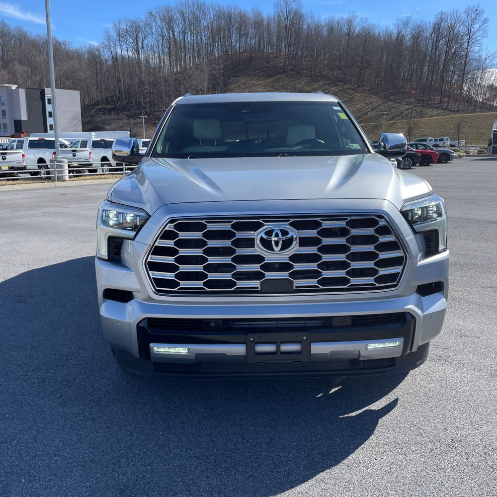 2023 Toyota Sequoia Capstone