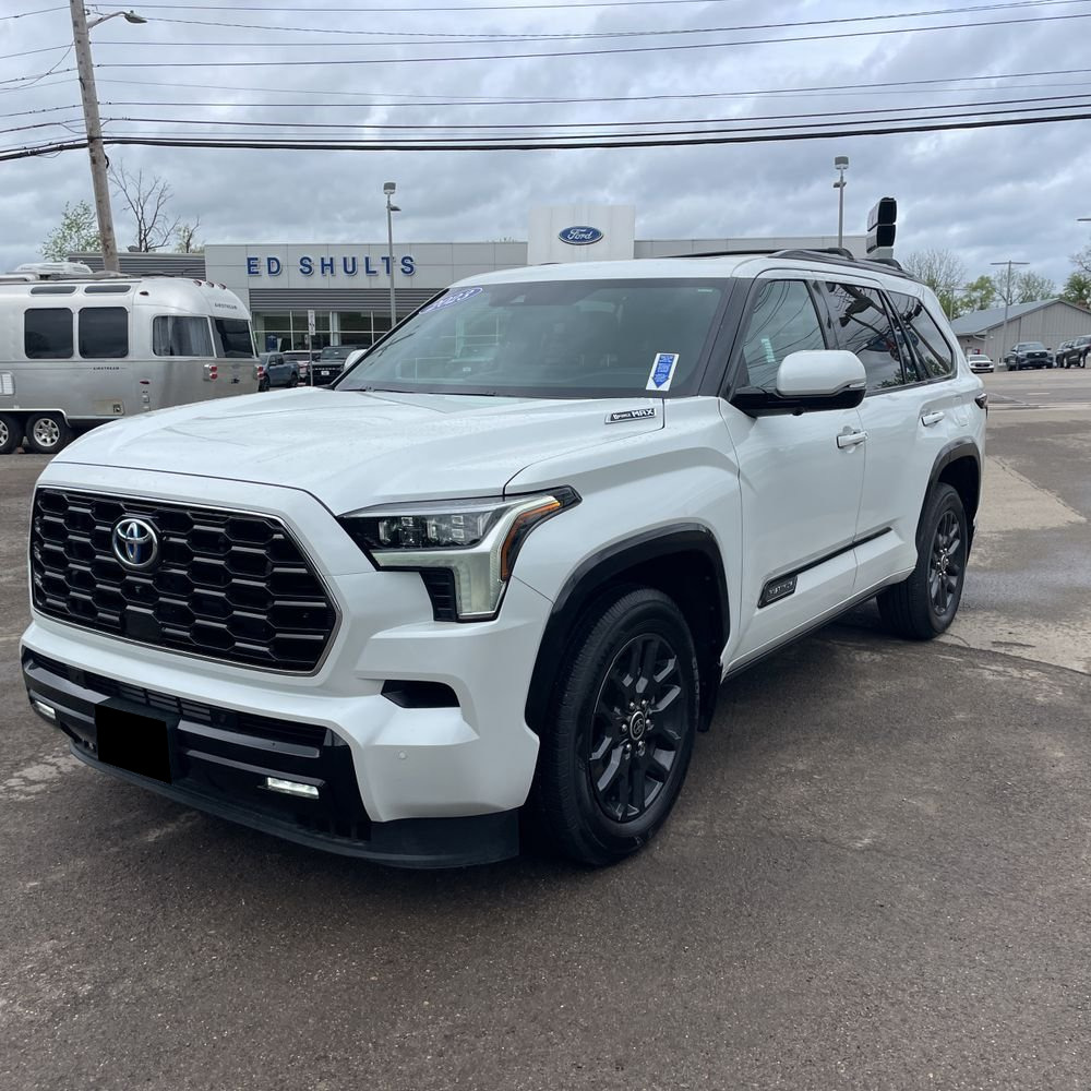 2023 Toyota Sequoia Platinum