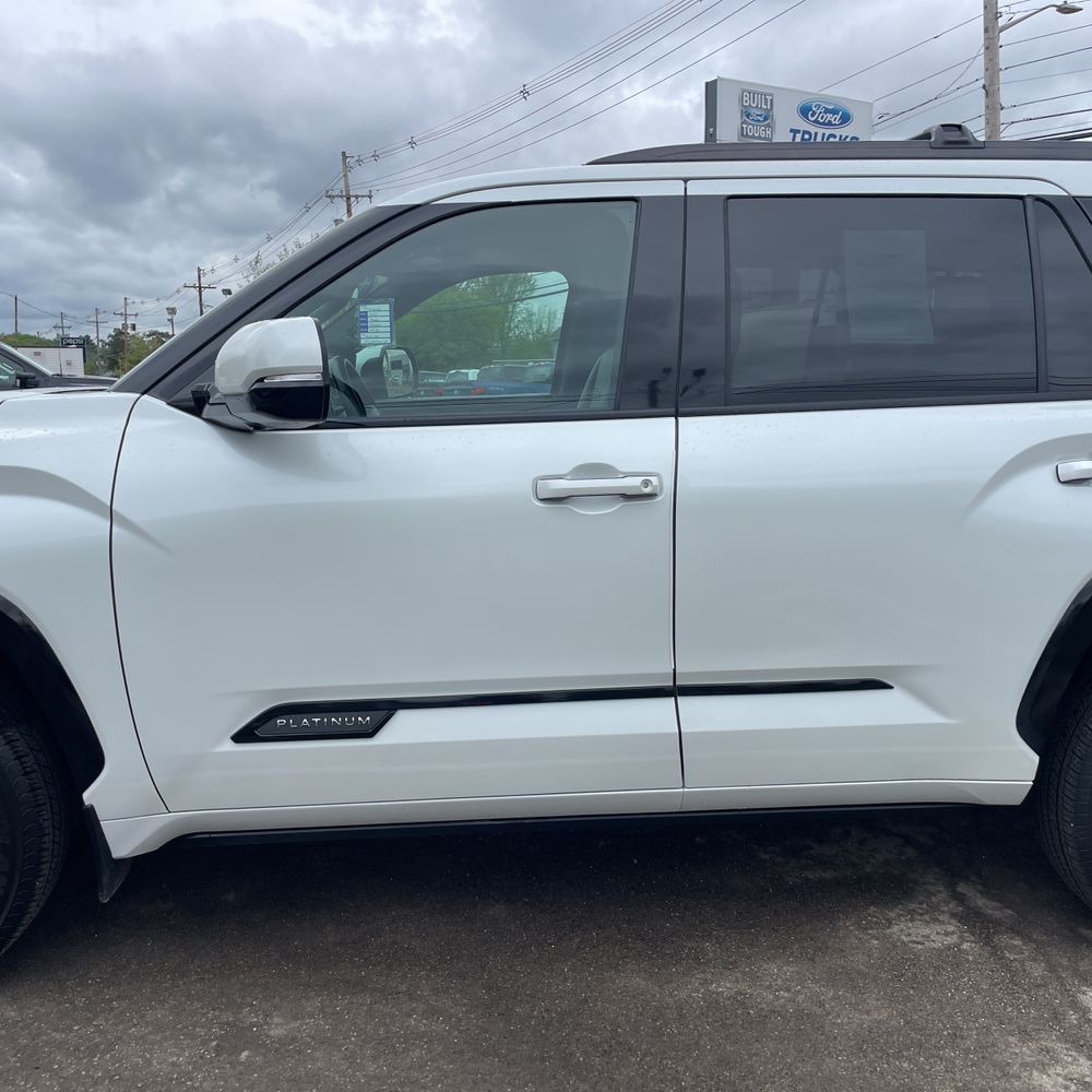 2023 Toyota Sequoia Platinum