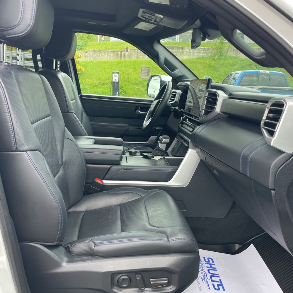 2023 Toyota Sequoia Platinum