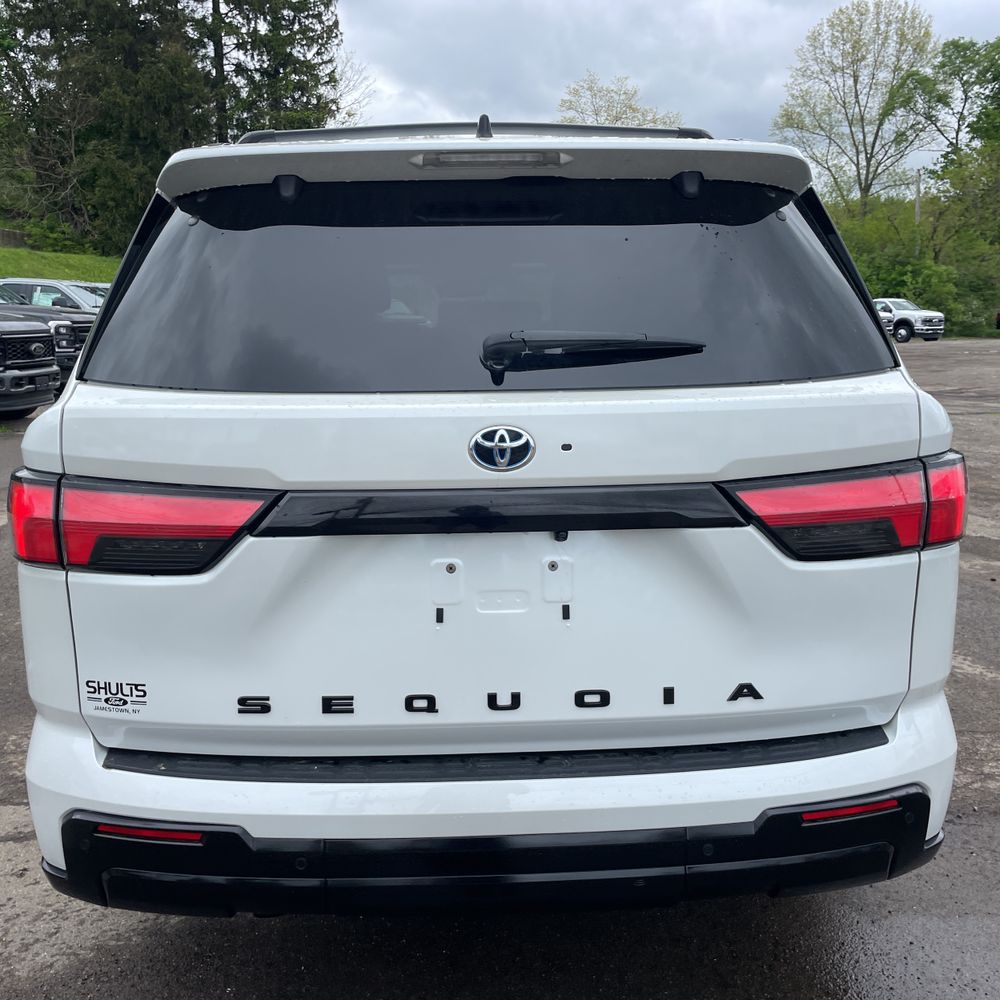 2023 Toyota Sequoia Platinum