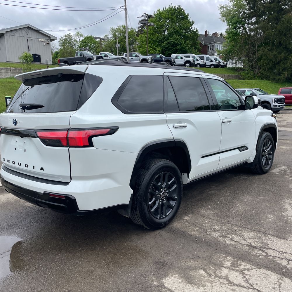 2023 Toyota Sequoia Platinum