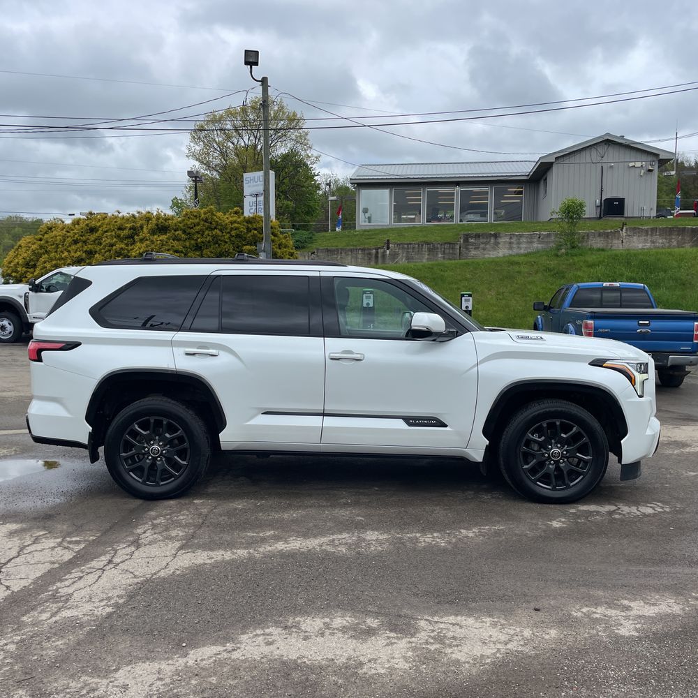 2023 Toyota Sequoia Platinum