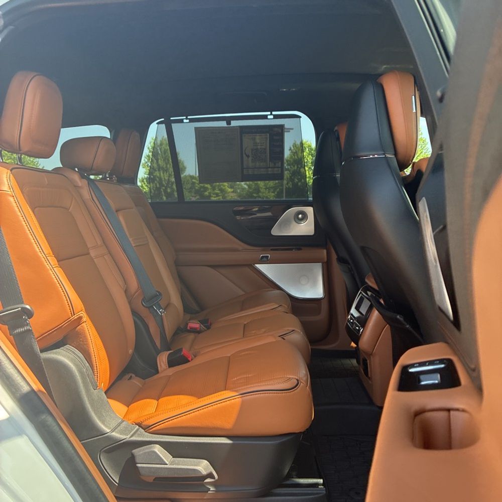 2022 Lincoln Aviator Black Label