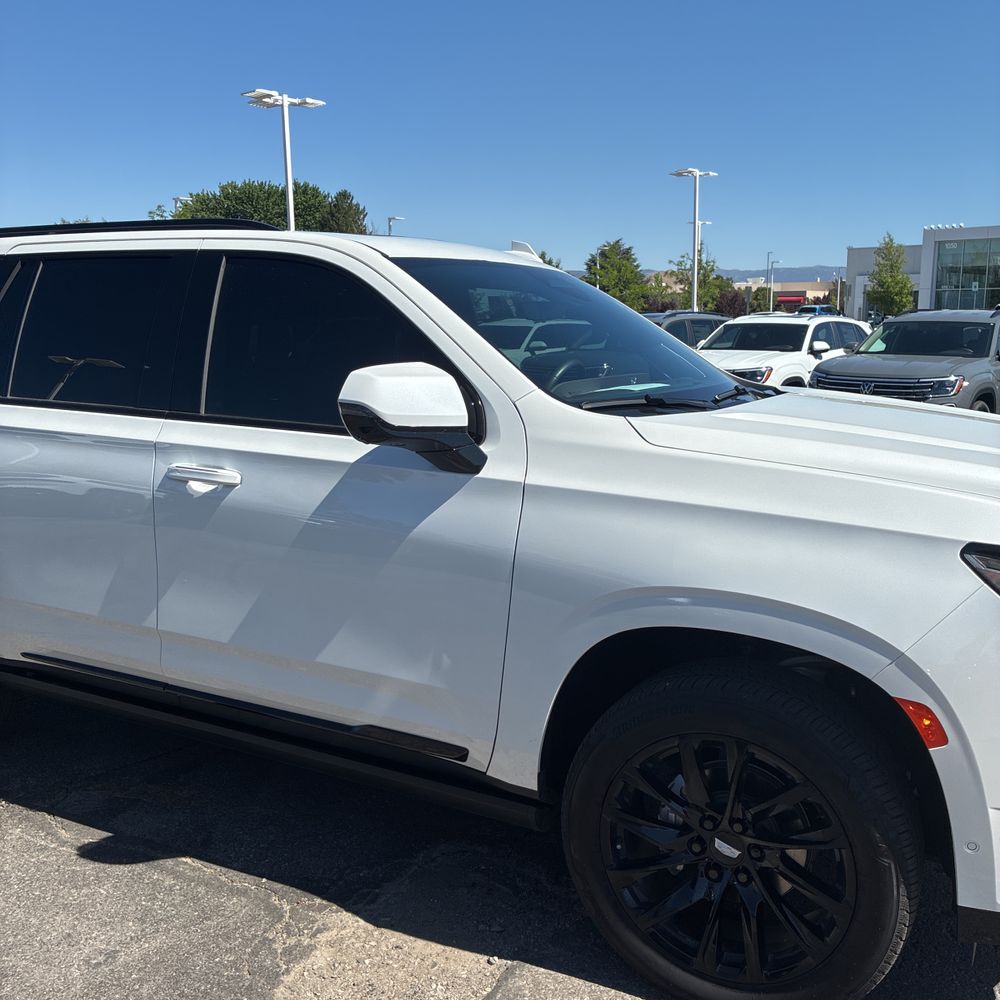 2024 Cadillac Escalade Sport Platinum