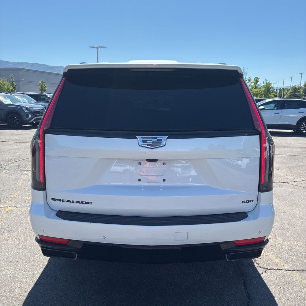 2024 Cadillac Escalade Sport Platinum