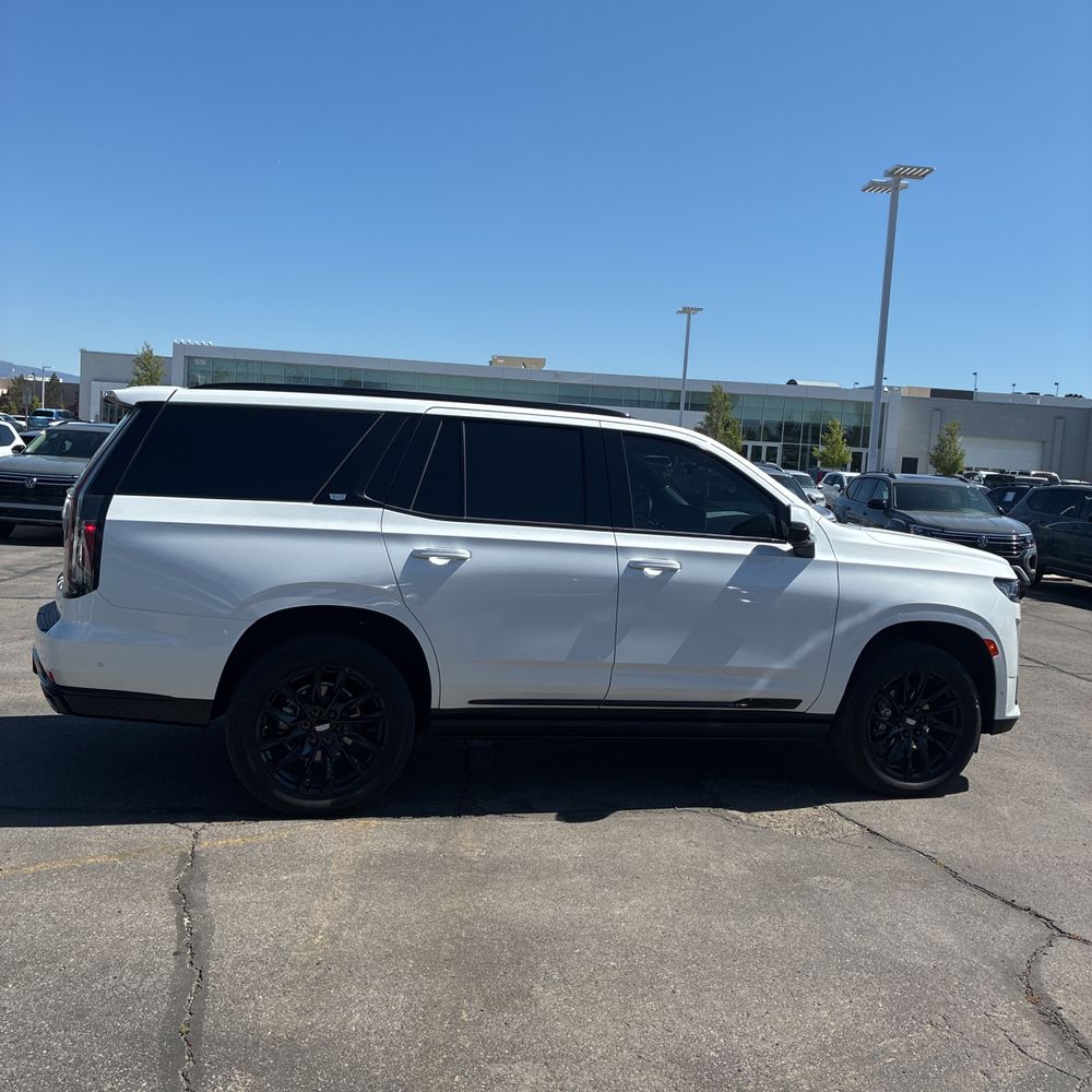 2024 Cadillac Escalade Sport Platinum
