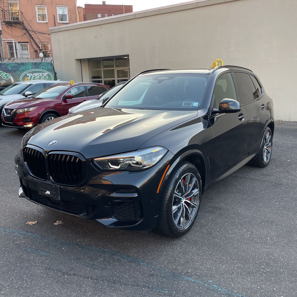 2022 BMW X5 XDrive40i w/ M Sport Pkg