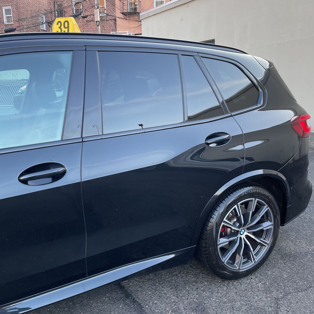 2022 BMW X5 XDrive40i w/ M Sport Pkg