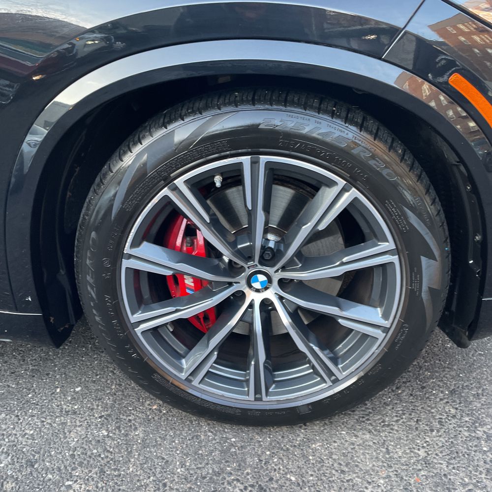 2022 BMW X5 XDrive40i w/ M Sport Pkg