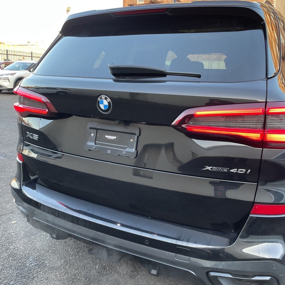 2022 BMW X5 XDrive40i w/ M Sport Pkg