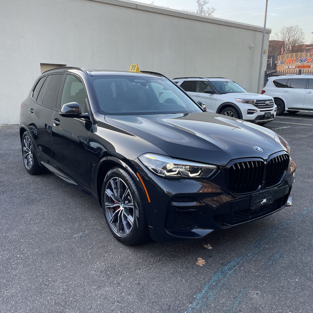 2022 BMW X5 XDrive40i w/ M Sport Pkg