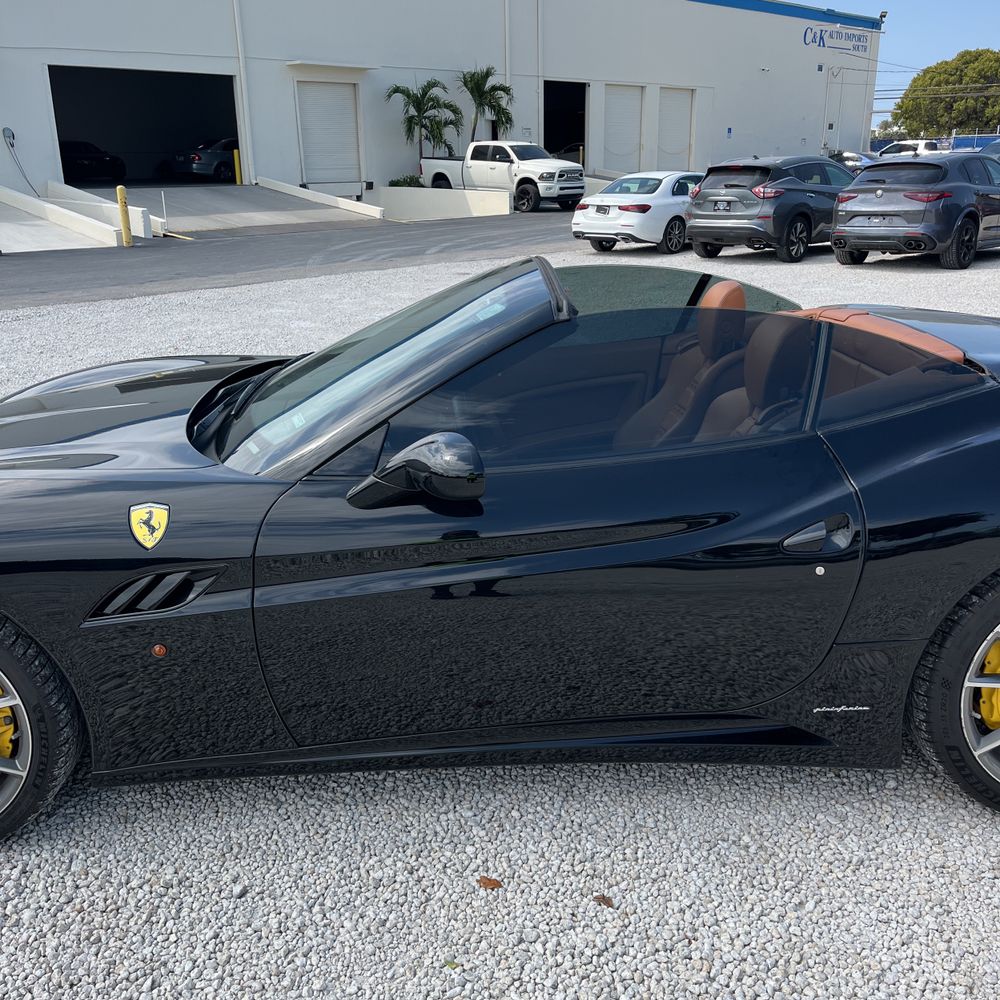2013 Ferrari California Base