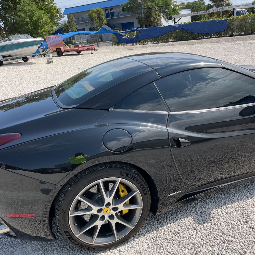 2013 Ferrari California Base