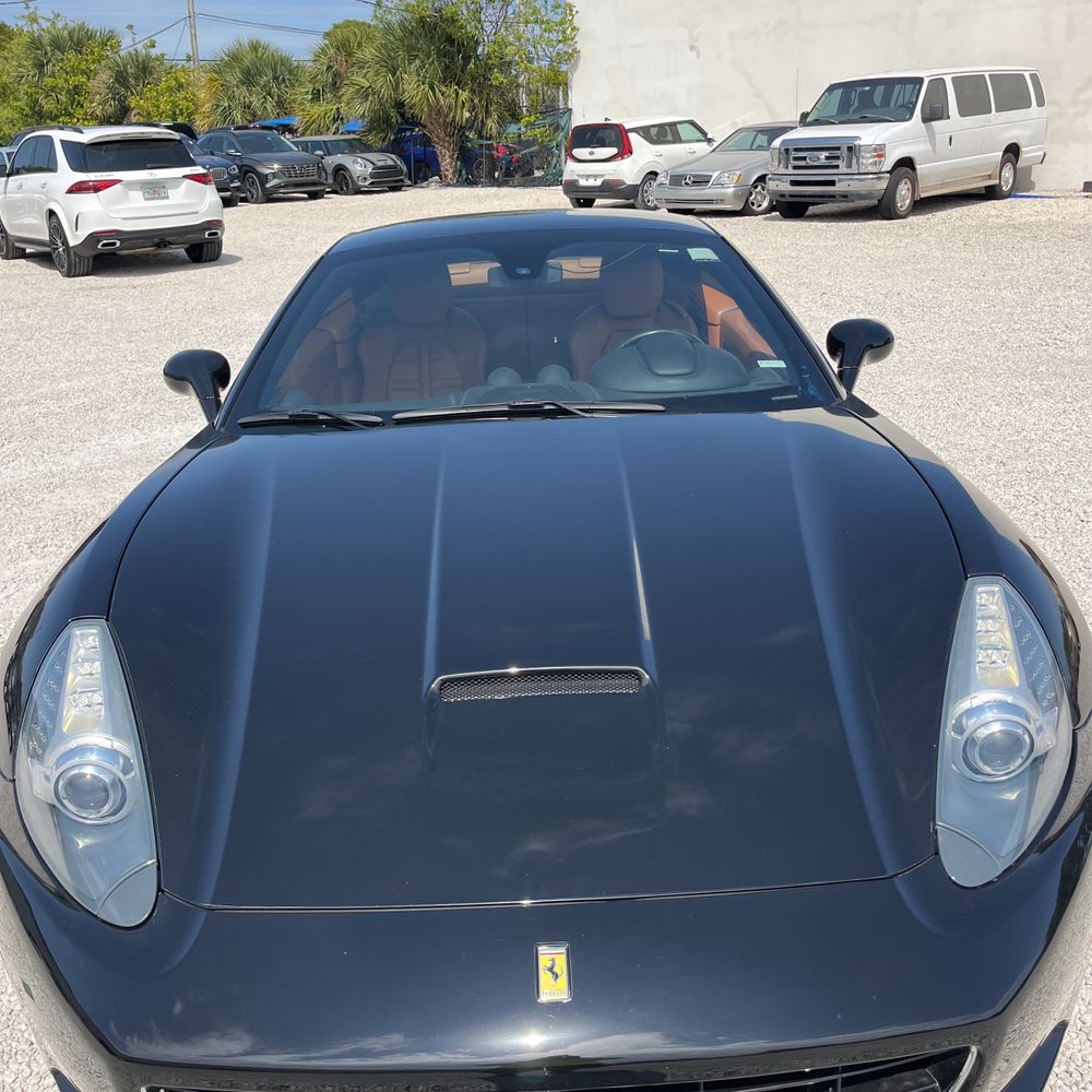 2013 Ferrari California Base