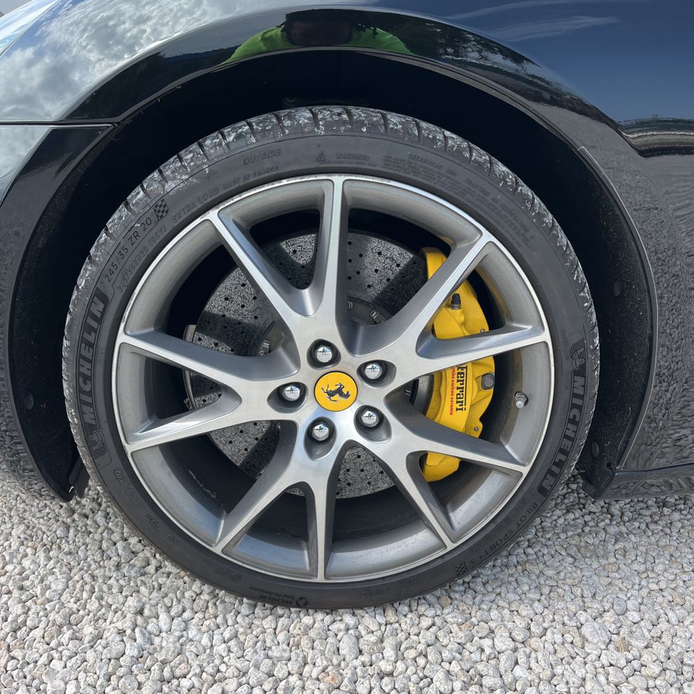 2013 Ferrari California Base