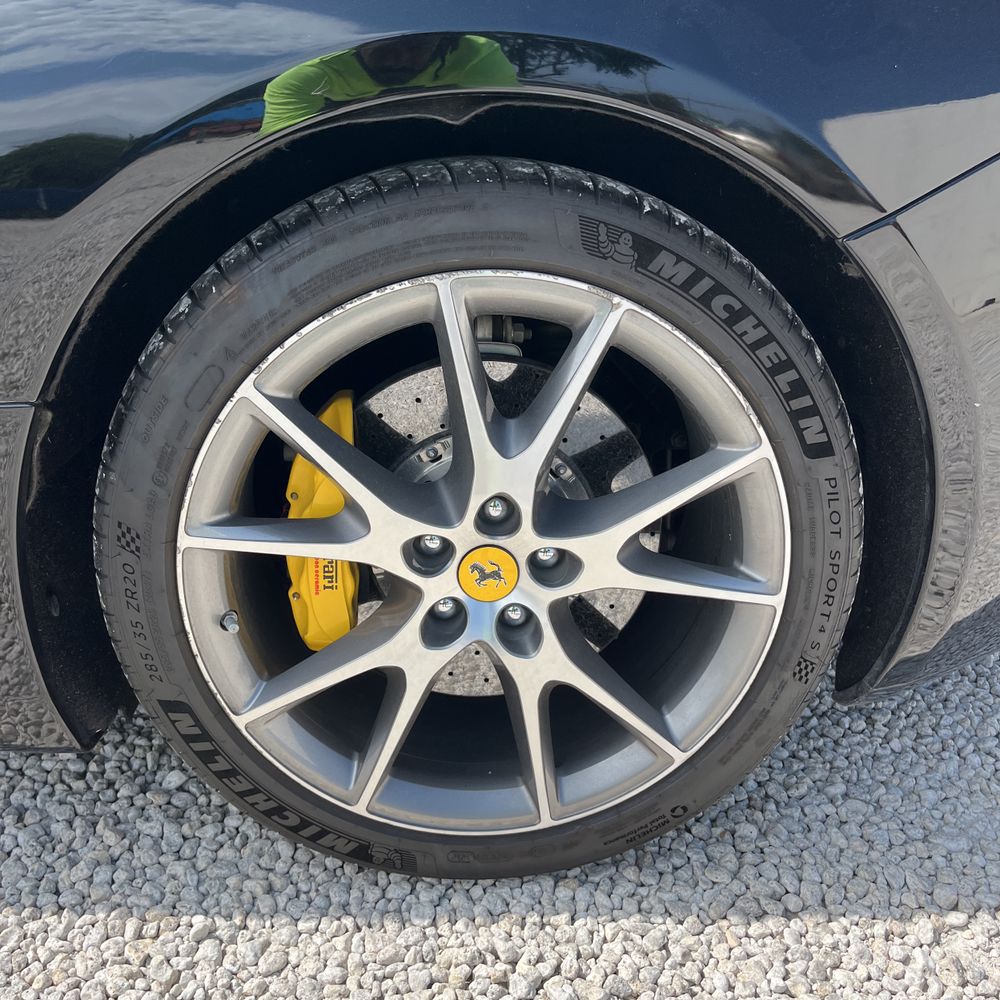 2013 Ferrari California Base