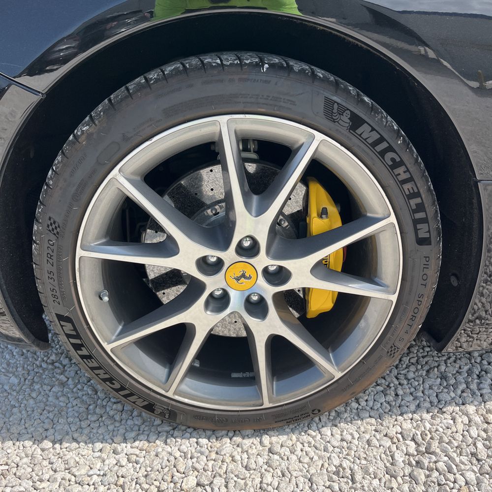 2013 Ferrari California Base