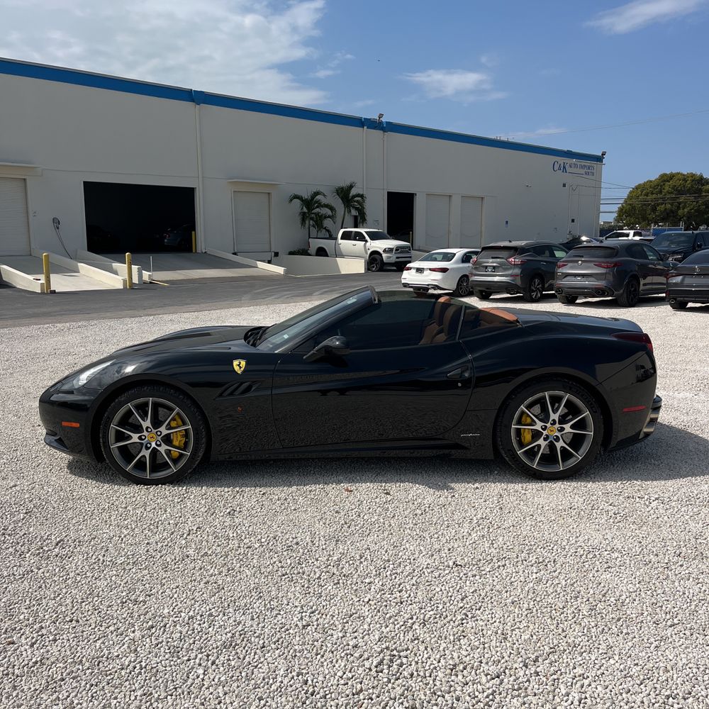 2013 Ferrari California Base