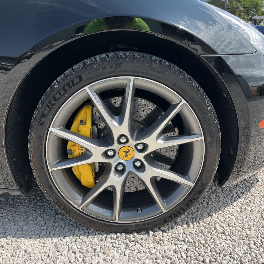 2013 Ferrari California Base